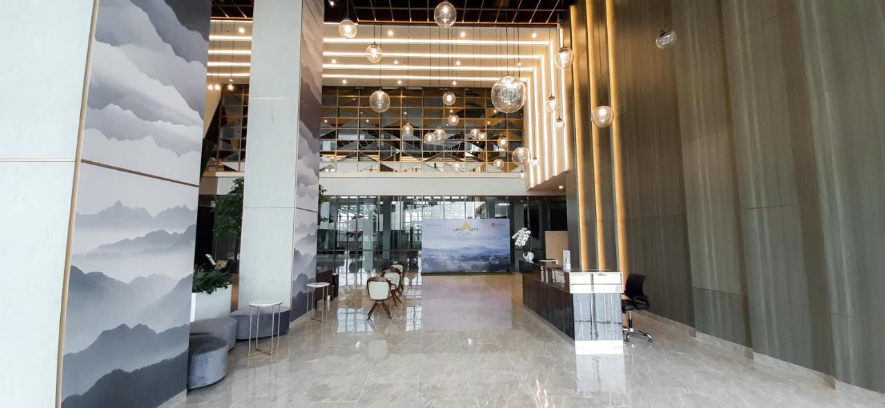 Stay G Royal Sentul Park By Grandhika Kedungmanggu エクステリア 写真